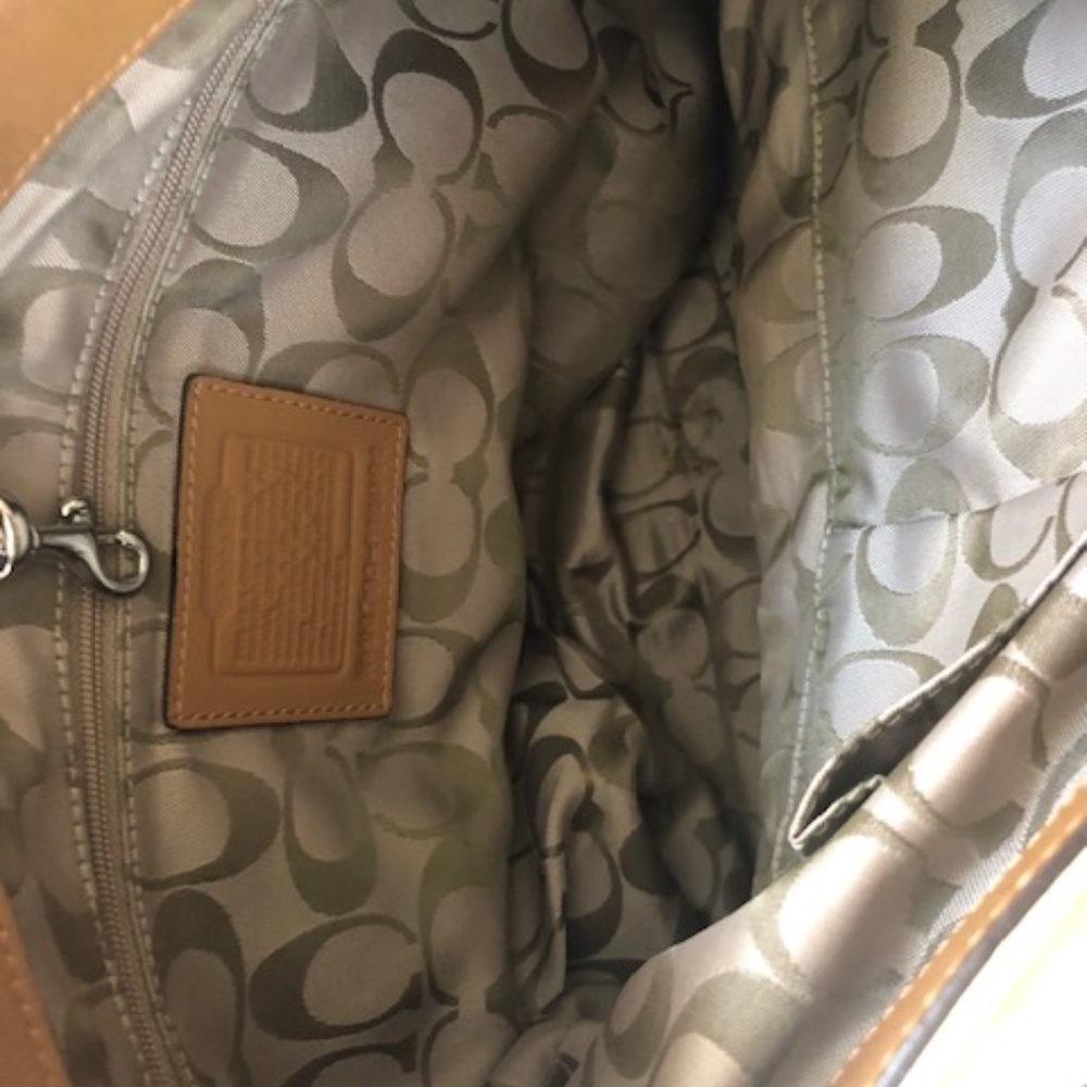 Coach bag - Picture 2 of 3